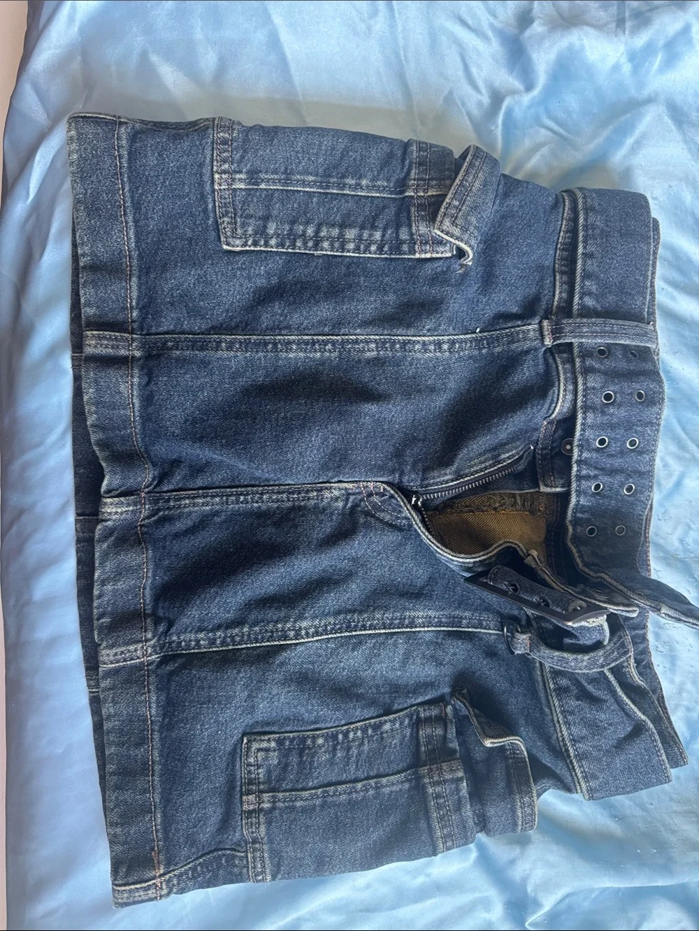 Woman’s Dark Blue Denim Jeans with Utility Pockets